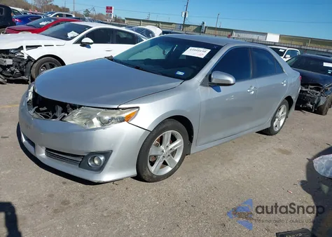 2013 Toyota Camry Se z USA, uszkodzony, nr VIN 4T1BF1FK0DU702769